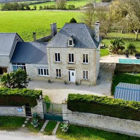 Holiday home Isigny Omaha Saint-Germain-du-Pert