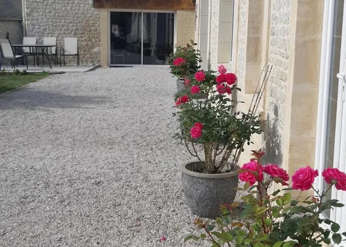 Holiday home Isigny Omaha Saint-Germain-du-Pert