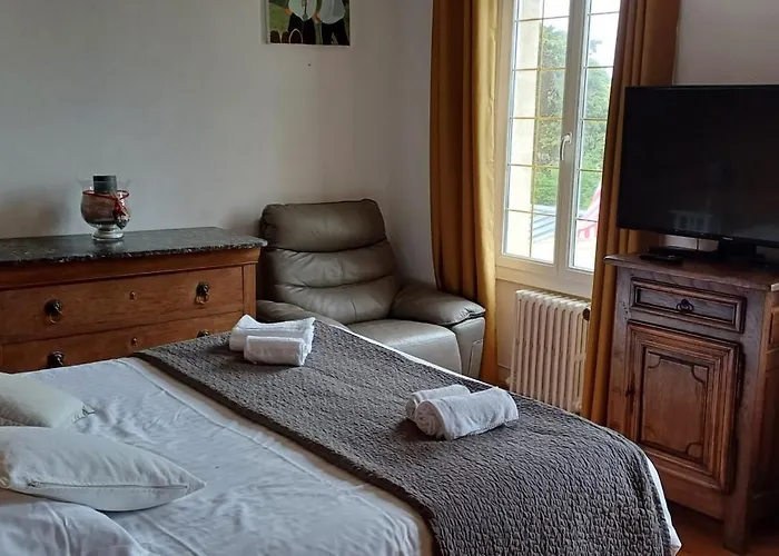 Holiday home Isigny Omaha Saint-Germain-du-Pert